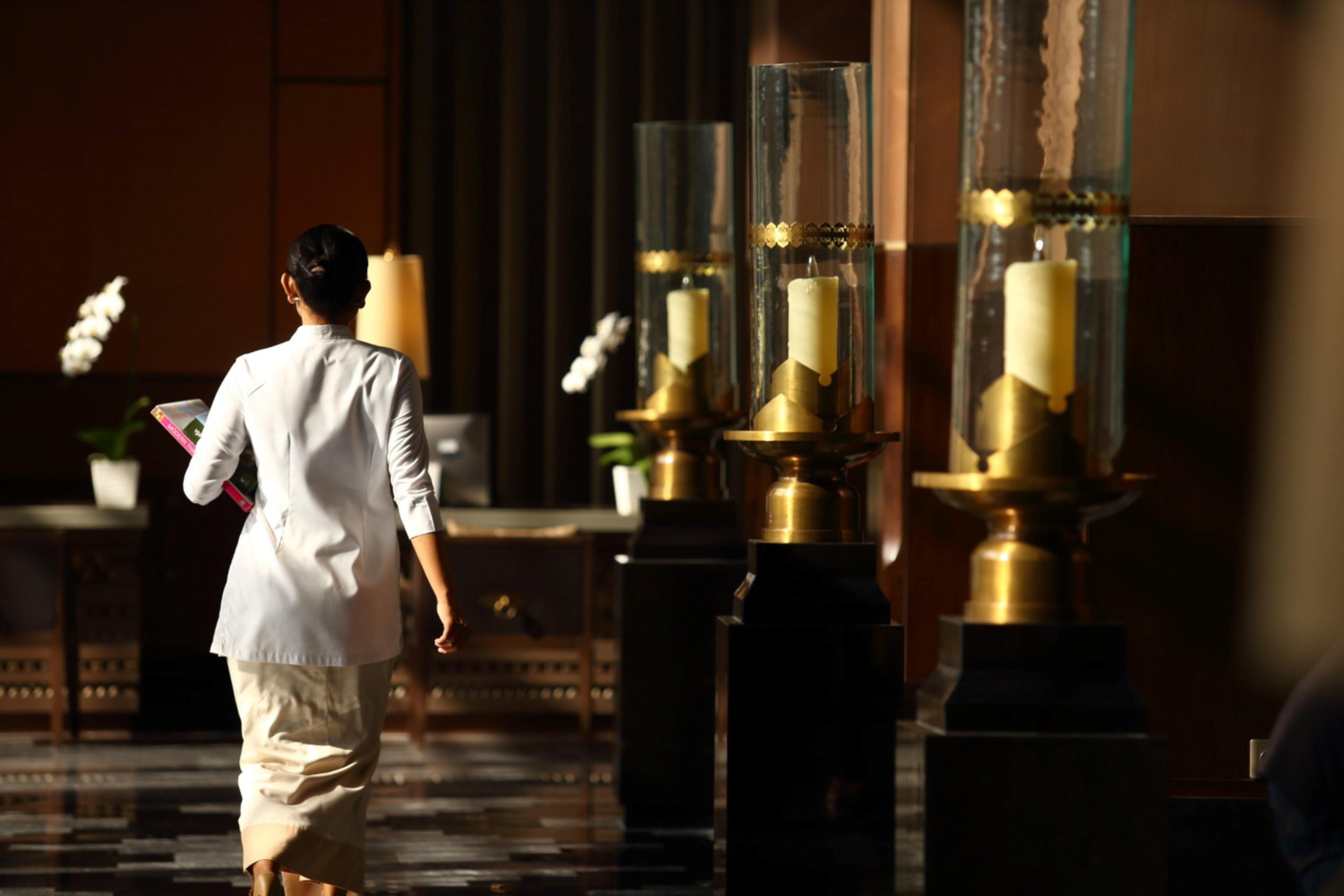 The Anvaya Beach Resort Bali Kuta  Exterior photo A hotel staff at work