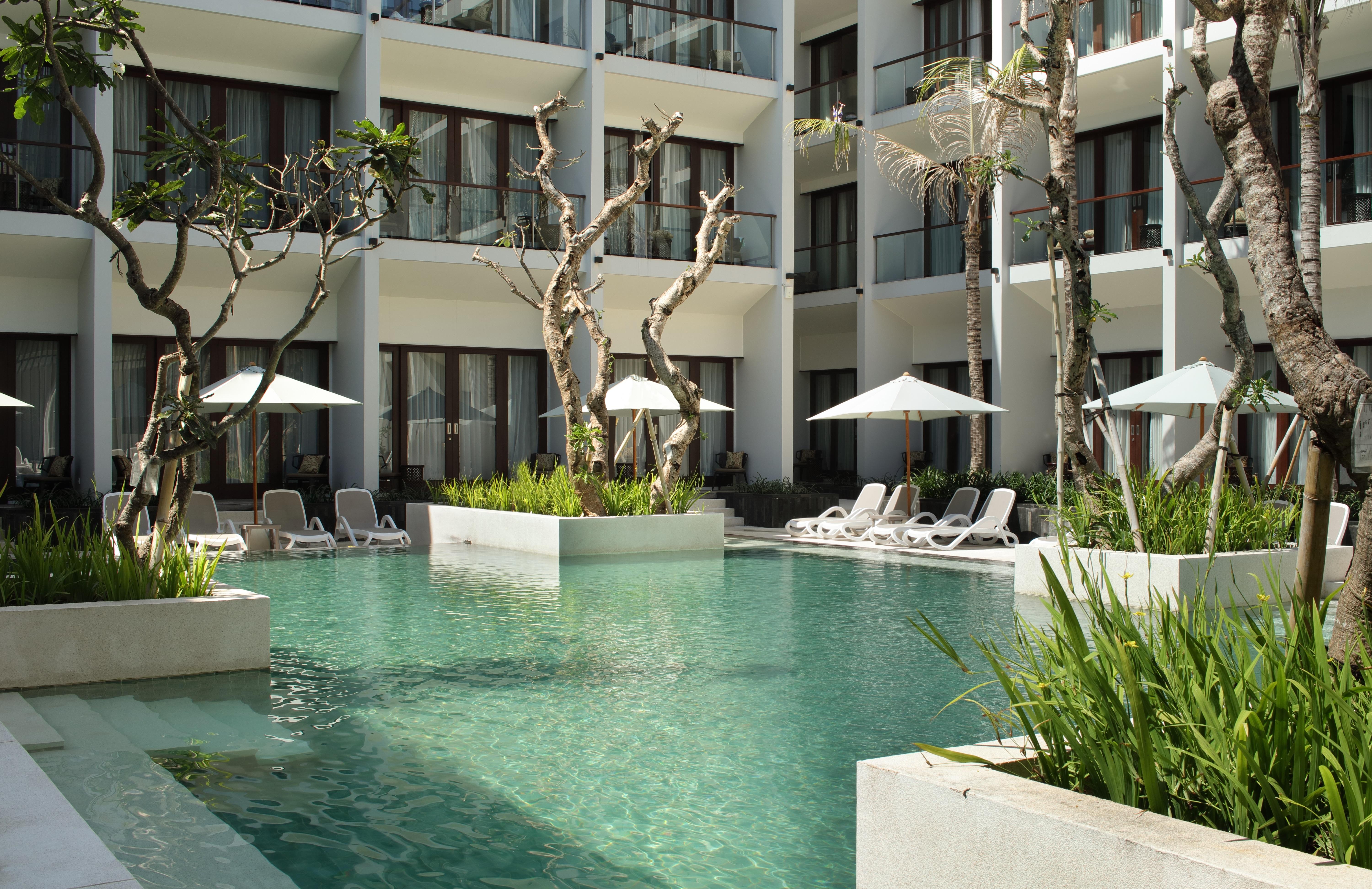 The Anvaya Beach Resort Bali Kuta  Exterior photo The swimming pool at the hotel